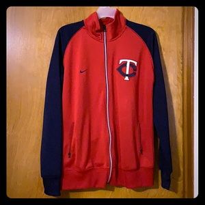 Women’s XXL Nike Minnesota Twin City track jacket